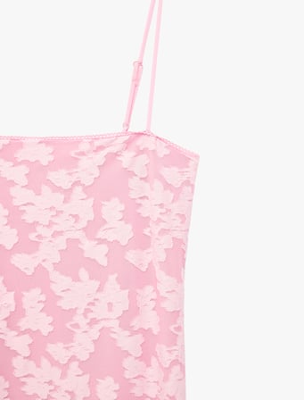 Slim Fit Floral Dantel Dokulu İnce Askılı Midi Elbise