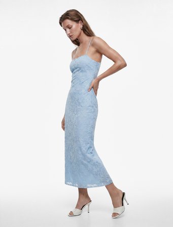 Slim Fit Floral Dantel Dokulu İnce Askılı Midi Elbise