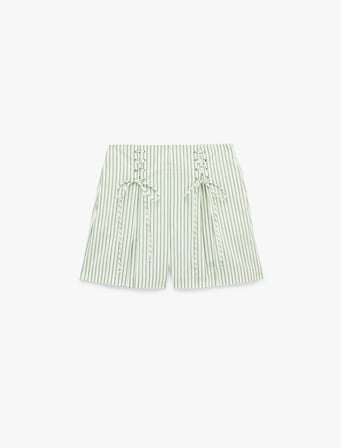 Koton X Sibil Çetinkaya - Slim Fit Çapraz Bağlama Detaylı Fiyonklu Çizgili Poplin Mini Mikro Şort
