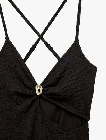 Koton X Sibil Çetinkaya - Bürümcük Kumaş Aksesuarlı Yırtmaçlı Çapraz İp Askılı Uzun Bodycon Elbise
