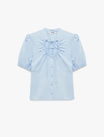 Koton X Sibil Çetinkaya - Pamuklu Slim Fit Kısa Kollu Büzgülü Yaka Poplin Gömlek