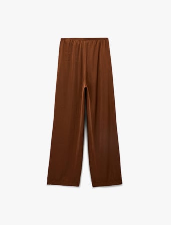 Aerobin Kumaş Straight Fit Cepli Düz Geniş Paça Saten Pantolon
