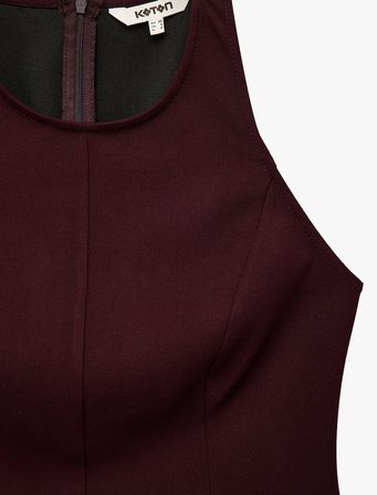 Slim Fit Bisiklet Yaka Kolsuz Peplum Bluz