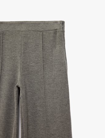 Rahat Kalıp Beli Lastikli Nervürlü Uzun Geniş Paça Pantolon