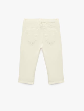 Koton X Sibil Çetinkaya - Pamuklu Düğmeli Cepli Slim Fit Kapri Pantolon