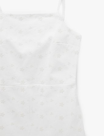 Halter Yaka Fiyonk Detaylı Çiçekli Brodeli Kolsuz Mini Elbise