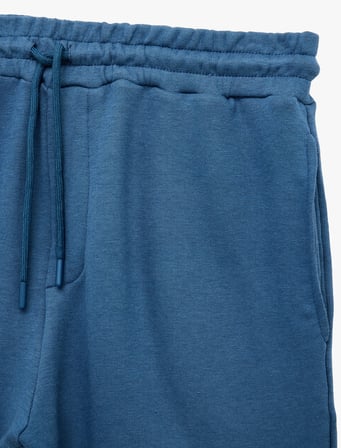 Modal Karışımlı Cepli Straight Fit Beli Bağcıklı Spor Şort