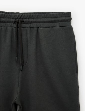Modal Karışımlı Cepli Straight Fit Beli Bağcıklı Spor Şort