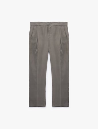 Pileli Cep Detaylı Regular Fit Viskon Kumaş Pantolon