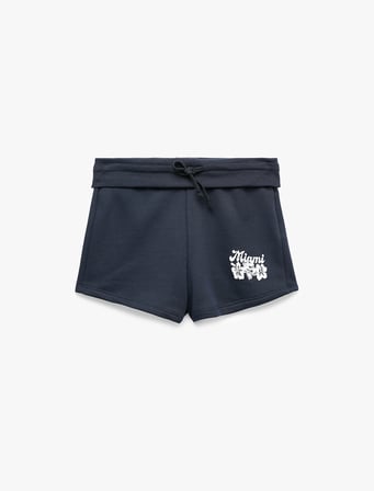 Nakışlı Beli Bağcıklı Bol Kalıp Mini Şort