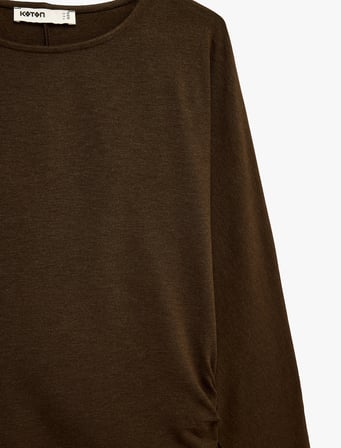 Slim Fit Büzgülü Uzun Kollu Bisiklet Yaka Tişört