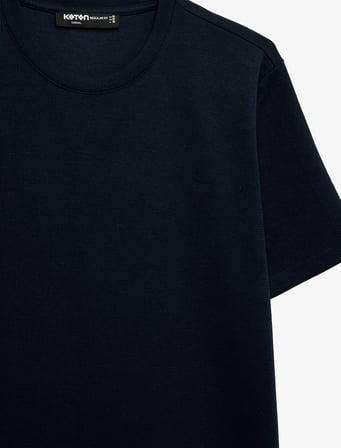 Regular Fit Kısa Kollu Bisiklet Yaka Tişört