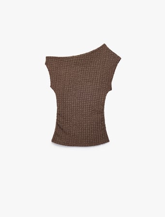 Asimetrik Yaka Büzgü Detaylı Slim Fit Kolsuz Bluz