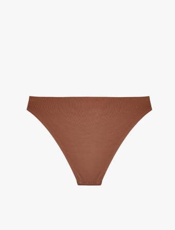 Rahat Kalıp Basic Brazilian Külot