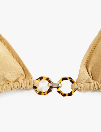 Aksesuar Detaylı Parlak Üçgen Bikini Üstü