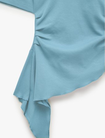 Pamuklu Slim Fit Kısa Kollu Fırfırlı Drapeli Asimetrik Kesim Tişört