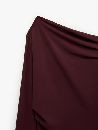 Slim Fit Drapeli Asimetrik Kesim Uzun Kollu Tek Omuz Tişört