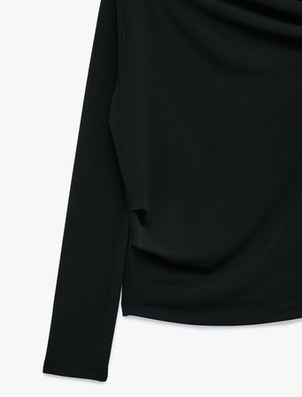 Slim Fit Drapeli Asimetrik Kesim Uzun Kollu Tek Omuz Tişört