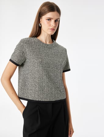Slim Fit Bisiklet Yaka Kısa Kollu Tüvit Tişört
