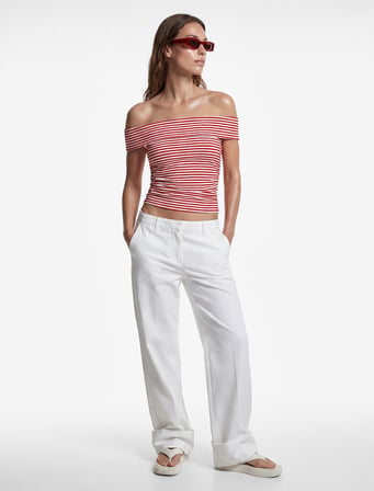 Koton X Sibil Çetinkaya - Slim Fit Drape Detaylı Çizgili Omzu Açık Bluz