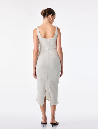 Slim Fit U Yaka Kolsuz Yırtmaçlı Askılı Triko Elbise