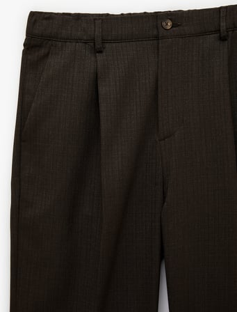 Regular Fit Viskon Karışımlı Cepli Pileli Kumaş Pantolon