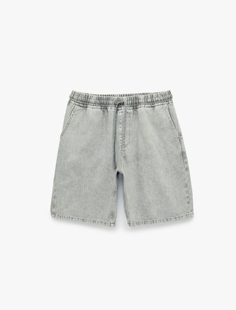 Pamuklu Rahat Kalıp Cepli Bermuda Beli Bağcıklı Denim Şort