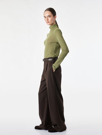 Slim Fit Dik Yaka Uzun Kollu Tişört