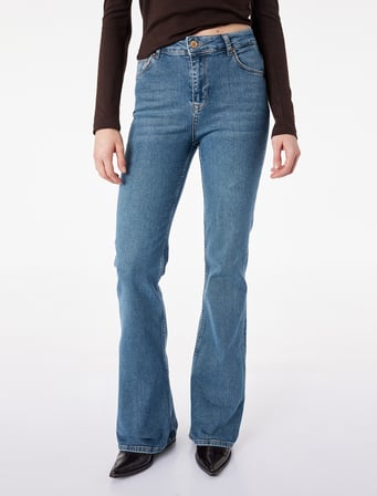 Pamuklu Dar Kalıp Düğmeli İspanyol Paça Denim Pantolon - Flare Jeans