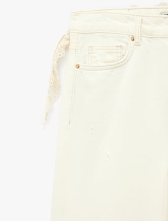Dar Kalıp Dantel Detaylı Yıpratılmış İspanyol Paça Pantolon - Flare Jeans