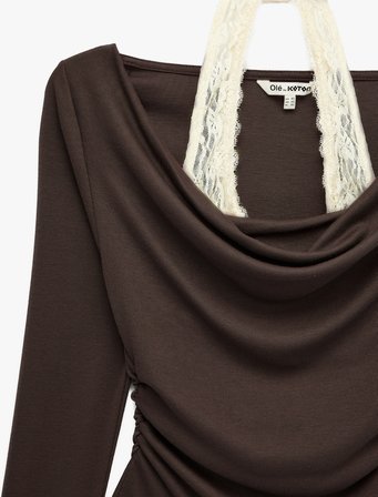 Viskon Karışımlı Slim Fit Uzun Kollu Dantel Detaylı Halter Yaka Tişört