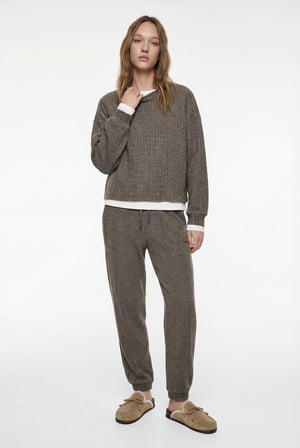 Rahat Kalıp Uzun Kollu Bisiklet Yaka Triko Pijama Üstü