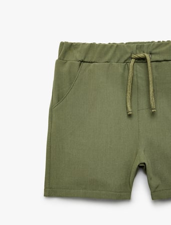 Beli Bağcıklı Cep Detaylı Basic Şort