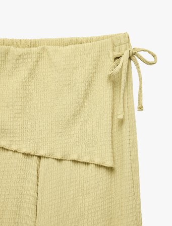 Bürümcük Kumaş Beli Bağcık Detaylı Geniş Paça Etekli Pantolon