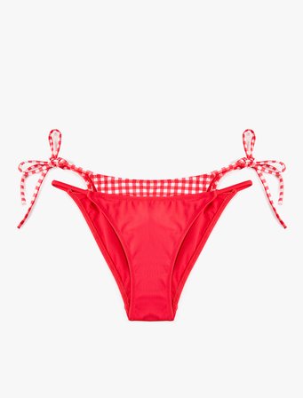 Koton X Sibil Çetinkaya - Yanları İpli Katmanlı Bel Detaylı Pötikareli Bikini Altı