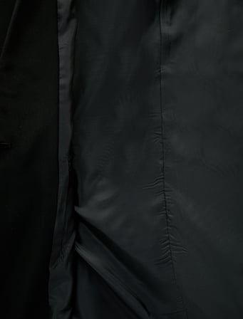 Kemer Detaylı Geniş Yaka Uzun Kollu Blazer Ceket