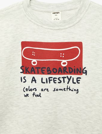Uzun Kollu Bisiklet Yaka Baskı Detaylı Sweatshirt