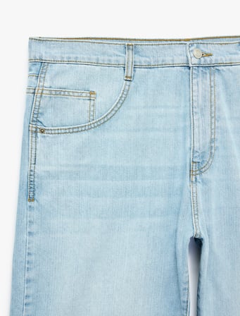 Pamuklu Normal Bel Cepli Bol Baggy Jean Şort