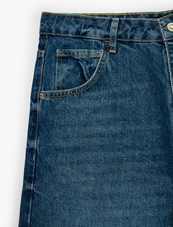 Pamuklu Normal Bel Rahat Kalıp Cepli Baggy Jean Şort
