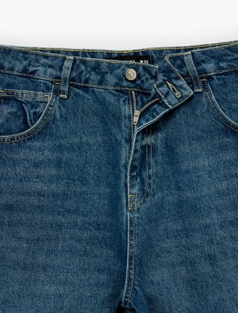 Pamuklu Normal Bel Rahat Kalıp Cepli Baggy Jean Şort