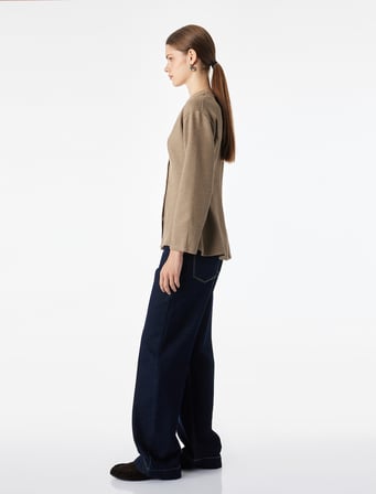Slim Fit Uzun Kollu Bisiklet Yaka Düğmeli Peplum Ceket