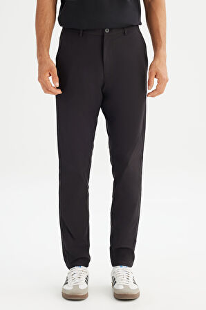 Regular Fit Normal Kesim Normal Bel Yan Cep Detaylı Siyah Casual Pantolon
