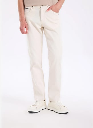 Wrangler Ekru Erkek Straight Denim Pantolon W12O021013 Taş Denim Pantolon