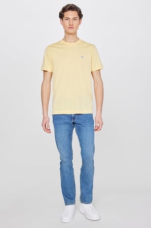 %100 Pamuk Regular Fit Normal Kesim Bisiklet Yaka Logo Detaylı Tişört