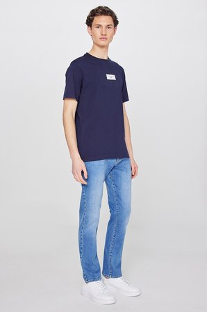%100 Pamuk Nefes Alan Kumaş Regular Fit Logo Detaylı Tişört