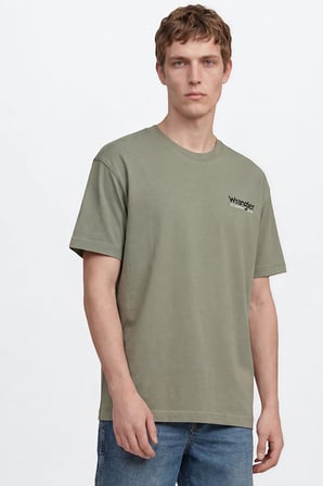 %100 Pamuk Relaxed Fit Rahat Kesim Bisiklet Yaka Logo Detaylı Tişört