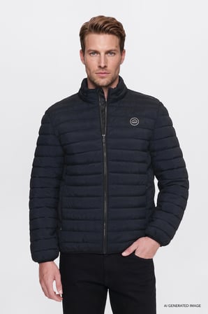 Regular Fit Normal Kesim Dik Yaka Cepli Şişme Mont