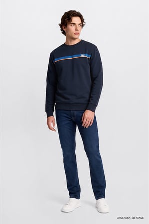 Pamuklu Regular Fit Normal Kesim Bisiklet Yaka Logo Detaylı Sweatshirt