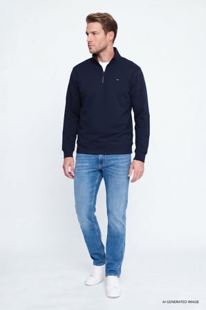 Pamuklu Regular Fit Normal Kesim Fermuarlı Dik Yaka Logo Detaylı Sweatshirt