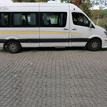 Mercedes Sprinter 2014-2017 Yıl Aralığı Uyumlu Arka Teker Kaplama 2 Parça 